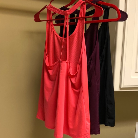 Old Navy Active Bundle - Picture 2 of 5